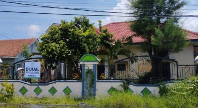 (BWI A.341) Dijual Rumah di Perum Villa Sukowidi Banyuwangi Dijual Rumah di Perum Villa Sukowidi Banyuwangi Dijual rumah di Perum Villa Sukowidi Banyuwangi.

Lokasi strategis, nyaman dan asri. Cocok untuk tempat tinggal dan investasi masa Omahku Properti